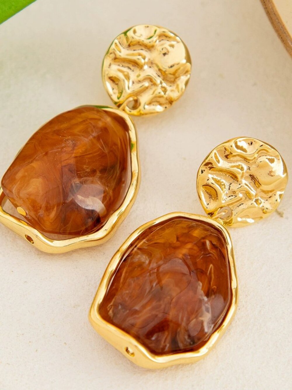 ✧⋆Red Textured Amber Earrings⋆✧